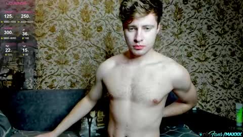 Max online show from April 3, 7:10 pm