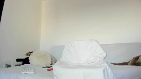 Emma online show from January 30, 11:55 am