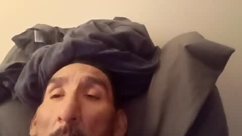 hornyguy_2019 online show from August 7, 7:17 am