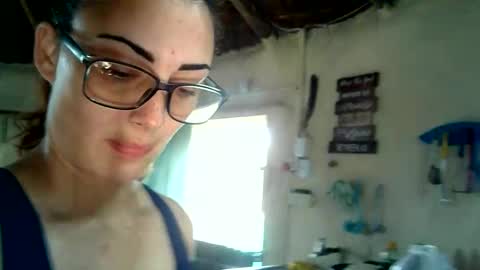 Snapshot of hornyhippies0080 chatting on September 20, 6:16 am Nix  D online show from September 20, 6:16 am