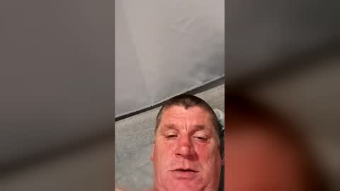 hornyman6942842 online show from August 1, 7:43 am