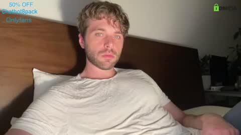 Edward aka Wolf online show from June 19, 2:06 am