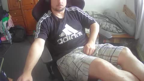 Snapshot of hot_big_dick9 chatting on October 5, 1:30 pm hot_big_dick9 online show from October 5, 1:30 pm