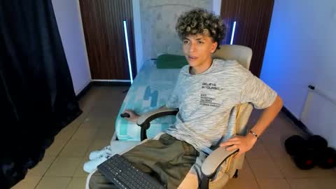 hot bunny online show from November 23, 8:12 am