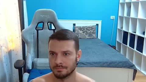 hot_cap_77 online show from January 7, 6:24 pm