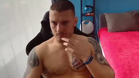 hot_cap_77 online show from July 4, 1:15 pm