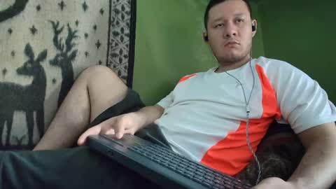 hot_guy36 online show from March 26, 3:17 pm
