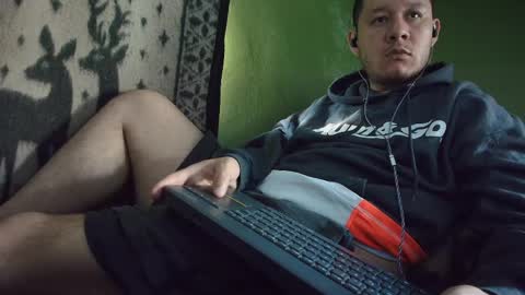 hot_guy36 online show from March 29, 2:08 pm