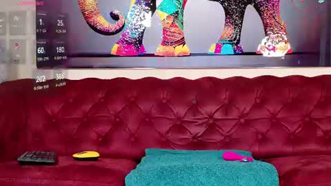 Aly online show from July 28, 4:39 pm