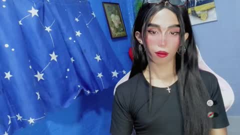 Khianna online show from March 5, 7:12 pm