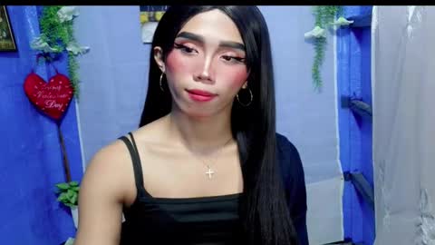 Khianna online show from March 10, 2:32 pm