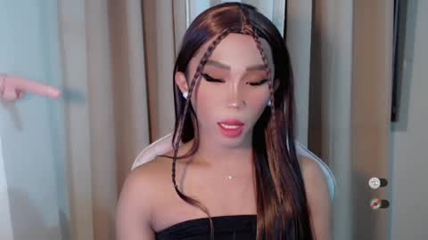 Khianna online show from August 5, 3:09 pm