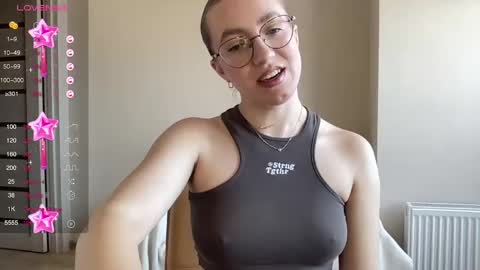 Lina online show from February 19, 9:17 am