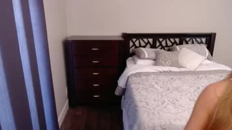 Rose Redwood online show from March 23, 12:04 am