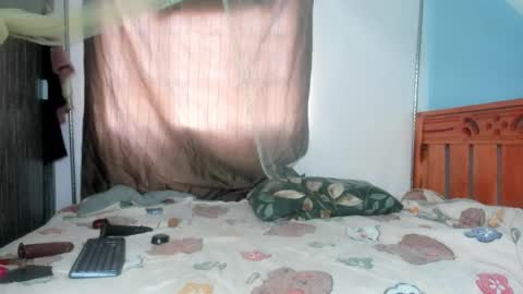 Snapshot of hot_moxie chatting on October 19, 6:51 am hot_moxie online show from October 19, 6:51 am