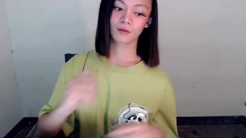 Snapshot of hot_n_spicy69 chatting on October 22, 5:14 pm SWEET AGATHA online show from October 22, 5:14 pm