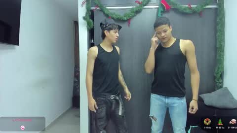 Vanesa Oliver and Andrew online show from December 17, 11:28 am