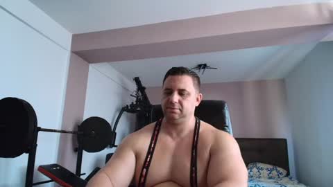 Stefano.. online show from July 4, 5:00 am