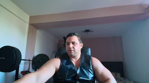 Stefano.. online show from July 31, 2:29 pm