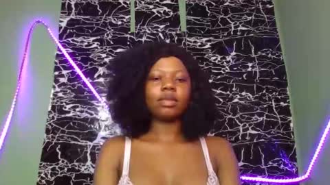 Stella online show from January 26, 6:37 pm