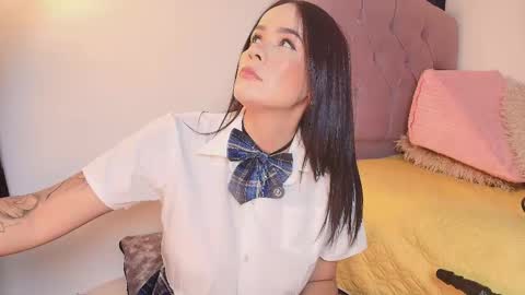 Alana online show from November 4, 12:39 pm