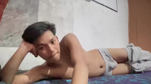 hotasian_jerome online show from April 3, 7:37 am