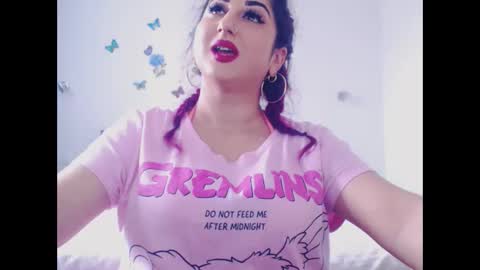 hotboobsmaya online show from November 17, 9:23 am