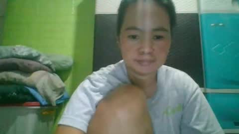 hotchicks4uxx online show from February 5, 10:44 pm