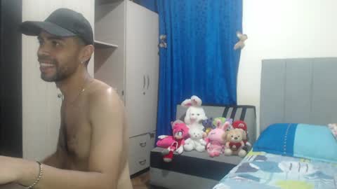 Hot Connection online show from June 8, 2:34 am