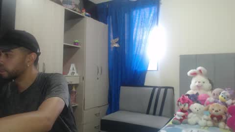 Hot Connection online show from June 5, 9:42 pm