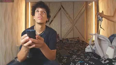 hotcouple_222 online show from June 8, 1:23 pm