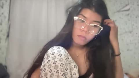 hotestpinayxxx online show from April 3, 12:23 pm