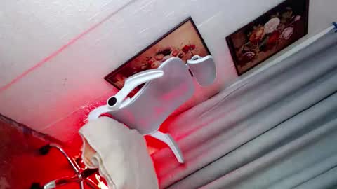 hotfucking_queen1111 online show from March 2, 8:54 am