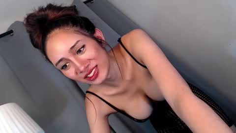 Yumi online show from January 11, 7:42 pm