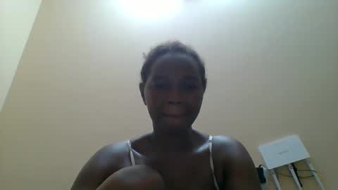 Queen online show from December 23, 1:12 am