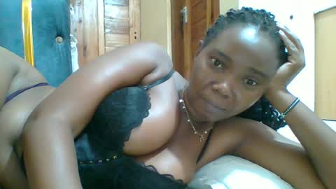 Queen online show from June 22, 4:03 pm