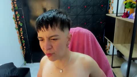 hannah online show from April 3, 2:29 am