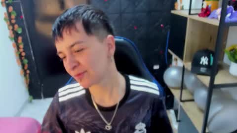 hannah online show from April 2, 2:19 am