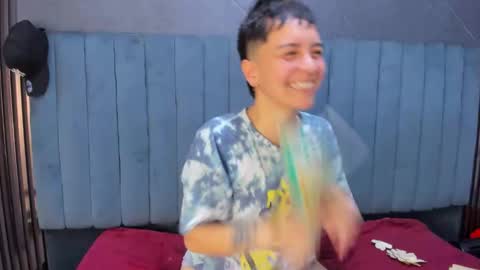 hannah online show from February 19, 2:11 am