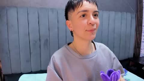 hannah online show from February 3, 6:40 am