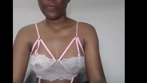 hotjessie0 online show from January 18, 4:54 am