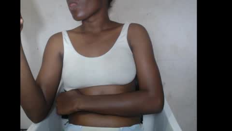 hotjessie0 online show from October 31, 6:47 am