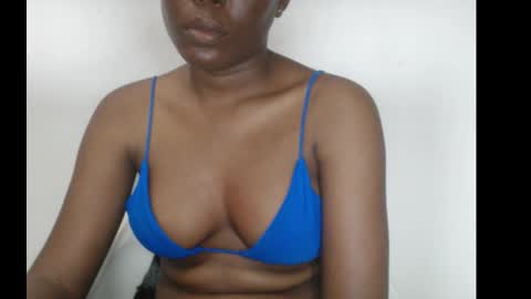 hotjessie0 online show from March 3, 7:26 am