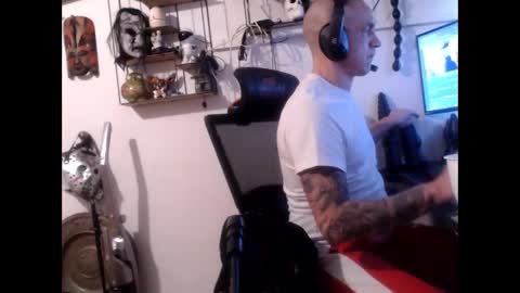 hotkinkytat online show from March 12, 3:29 pm