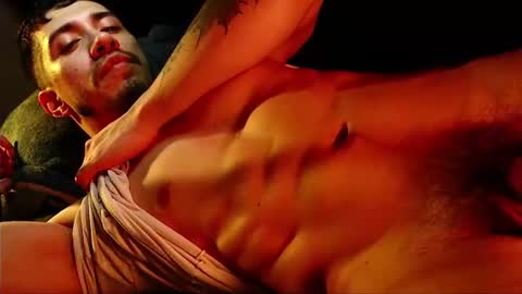Hotlatinking online show from July 18, 9:28 pm