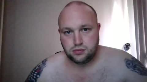 hotrodder323 online show from January 27, 5:47 am