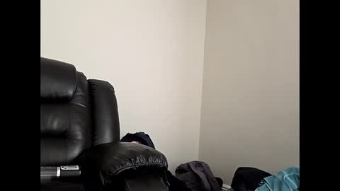 hotrox6942 online show from April 9, 9:31 pm