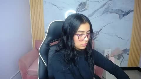 hotstreawberry_ch online show from June 4, 3:40 pm