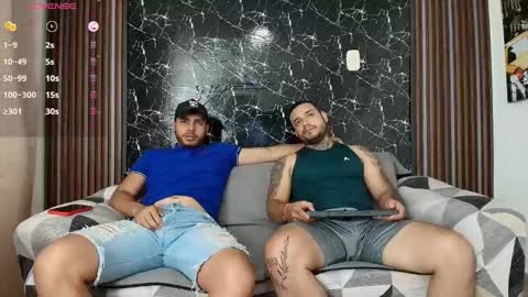 hott_asses online show from January 31, 11:03 pm