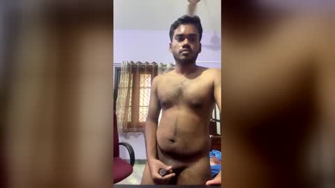 hottamilguy01 online show from March 10, 9:02 am